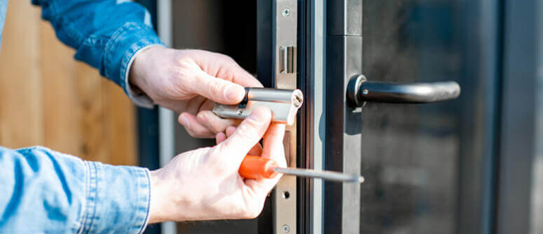 Commercial Locksmith August